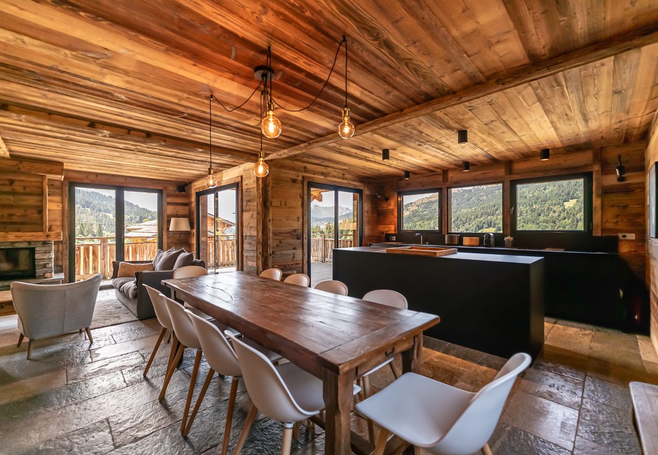 Villa in Les Gets - Superb chalet next to the ski slopes and the lake, with panoramic views